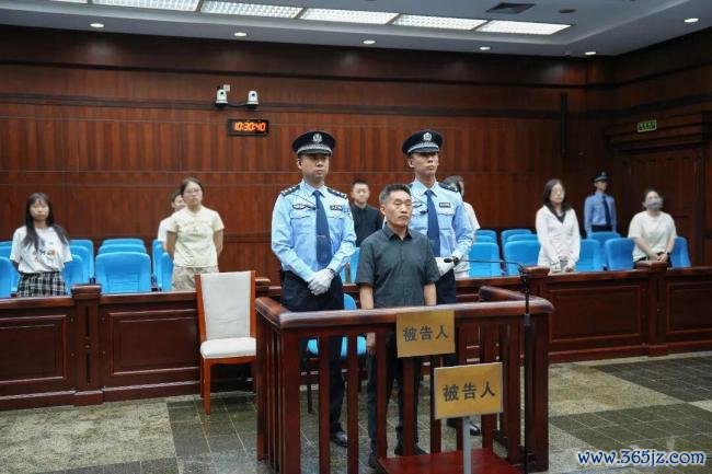 四川资阳市原市长王善平被判11年 受贿罪成